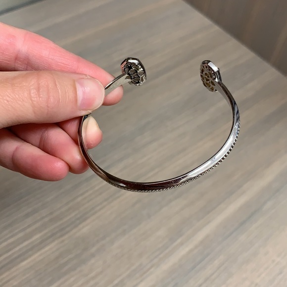 Kendra Scott Bangle - Picture 3 of 4